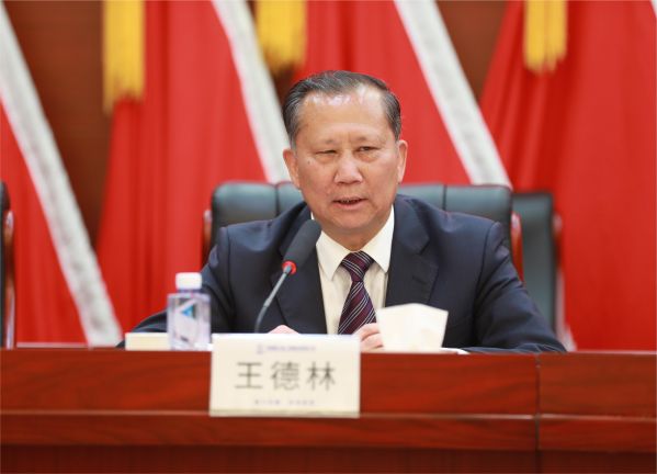 4 王德林